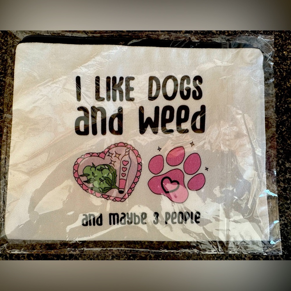Dog & Weed Zipper Makeup Pouch Bag BRAND NEW